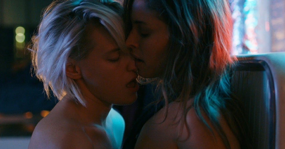 lesbian amateur sex trailer