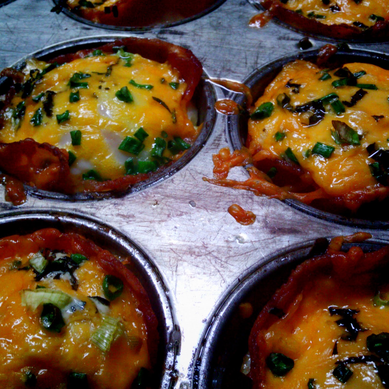 Zegedines & Bellytimber: Bacon Wrapped Eggs