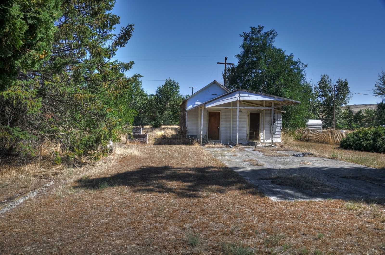 This Life in Ruins The some what quiet town of Washtucna