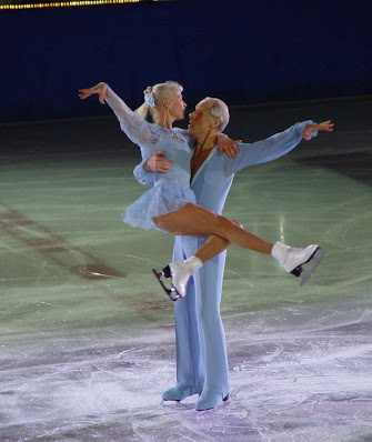 Photograph of World Figure Skating Champions Ludmila Belousova and Oleg Protopopov