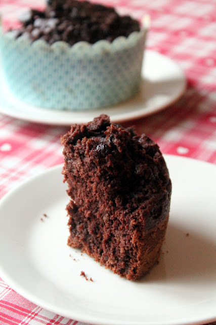 Bizcocho de avena y chocolate (como pastel y base para tartas)