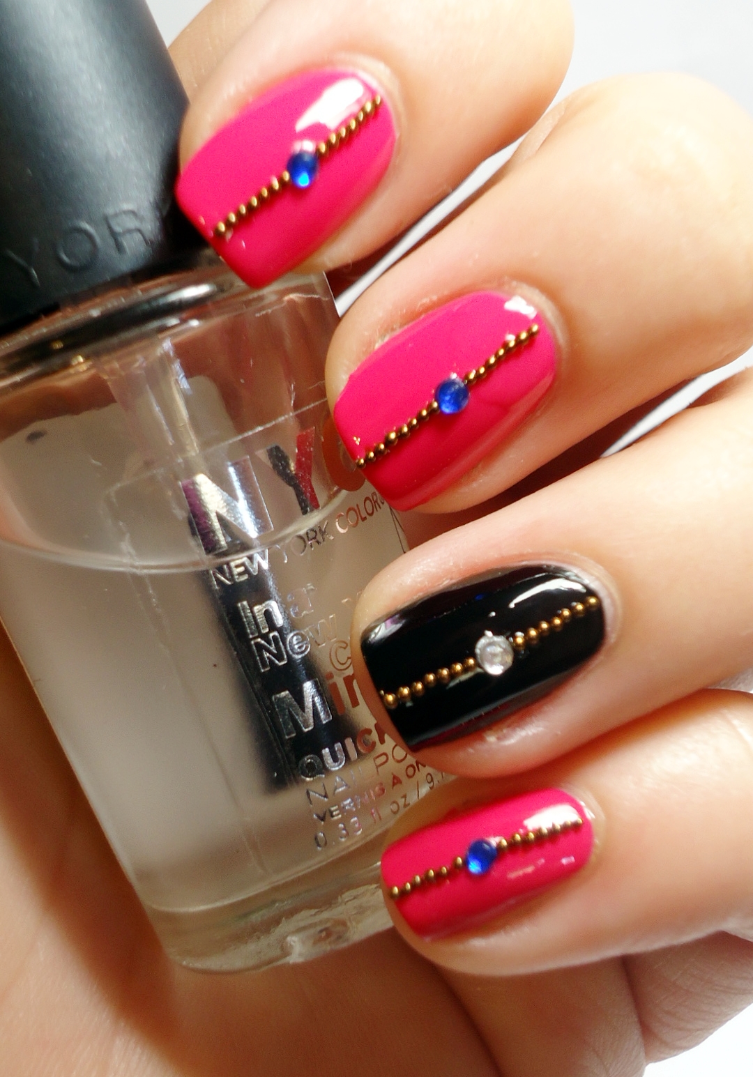 BreezyTheNailPolishLover Pinkey Nails Nail Art Review!