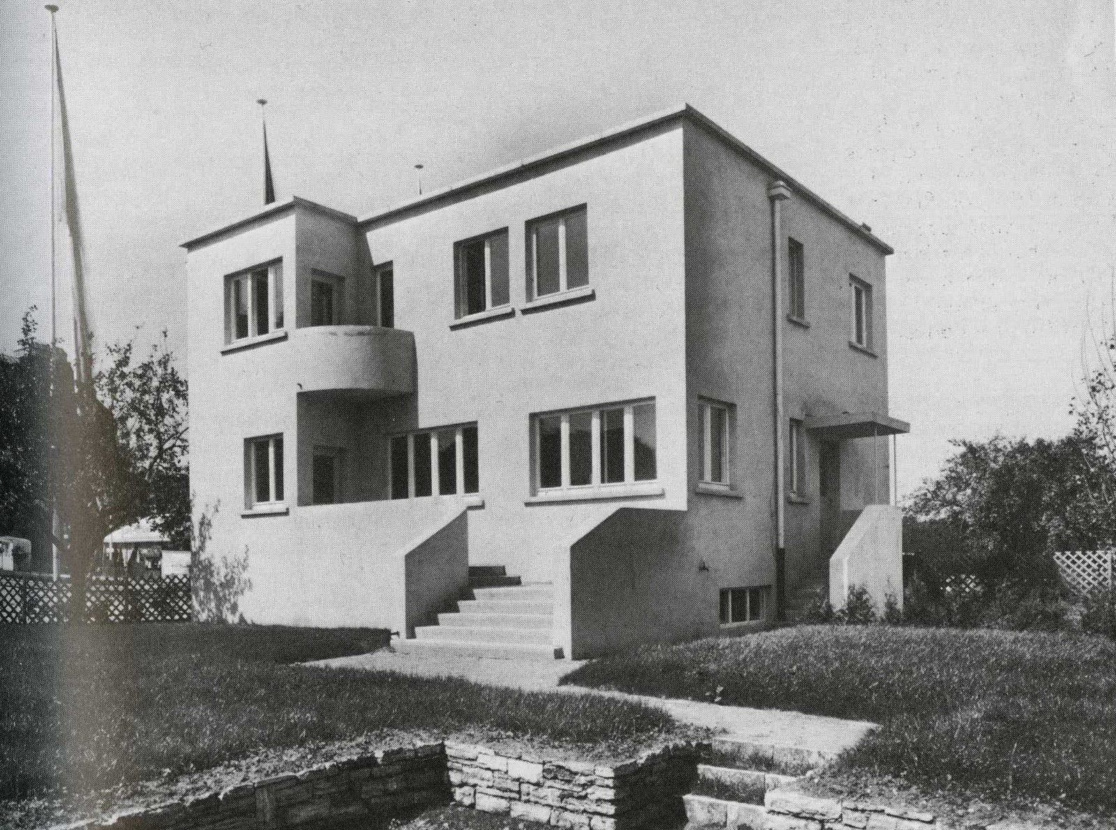 Cilo: Weißenhofsiedlung Settlement and Loos Methodology