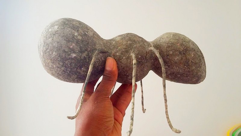 Hormiga-pasta-de-papel