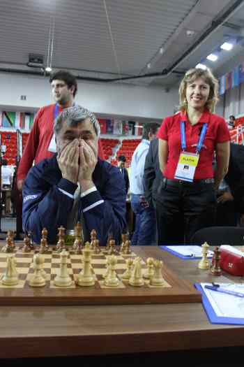 Jouez à la question du mercredi sur les échecs - Photo © Chess & Strategy