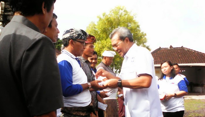 Jelang Kongres, Hatta Bantu 9 Tempat Ibadah di Bali