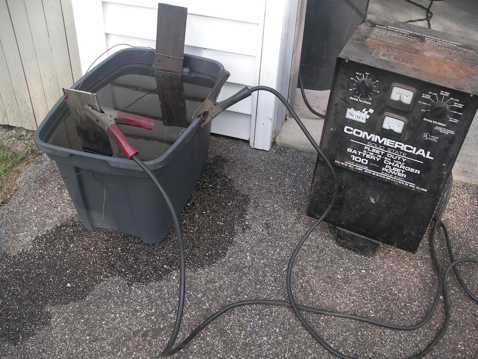 Battery Charger For Electrolysis Rust Removal