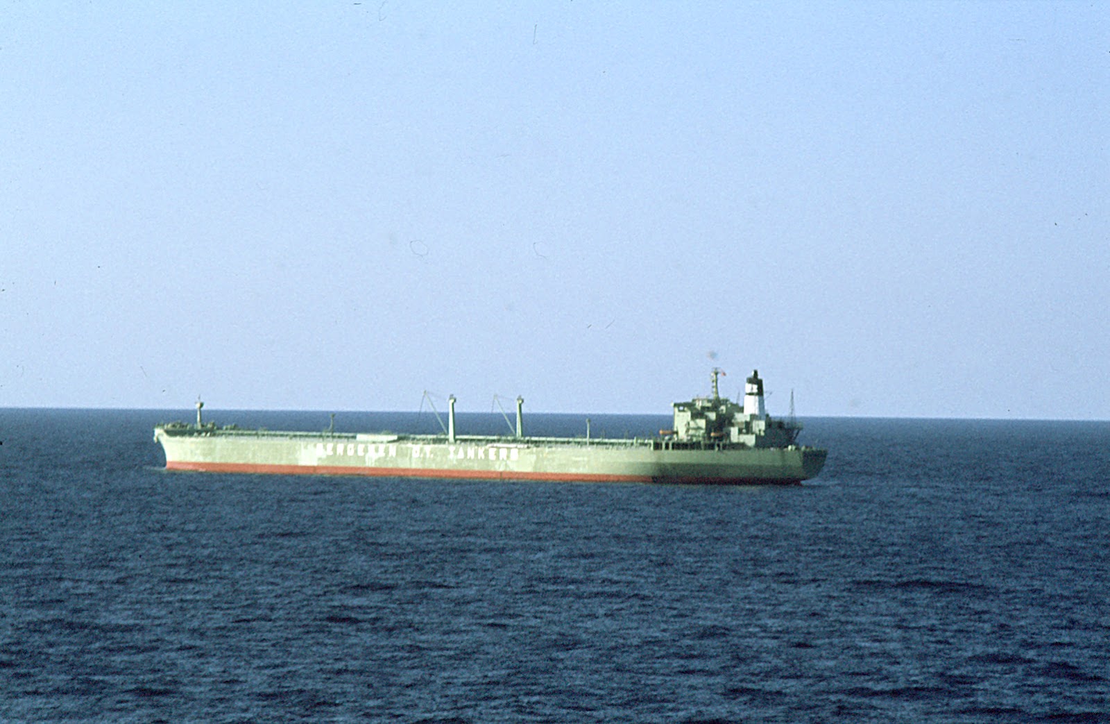 'ZIEN EN WETEN': LEPTON S.S. SHELL TANKERS B.V. (DEEL 1/3a)