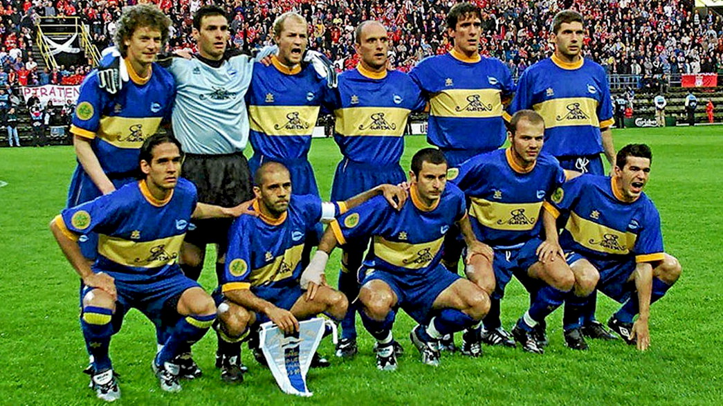 Alaves final uefa 2001 Clearance