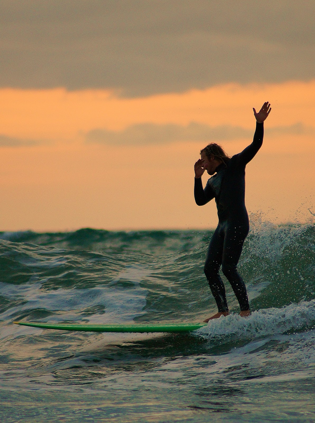 Longboard Surfing Bude December 2011