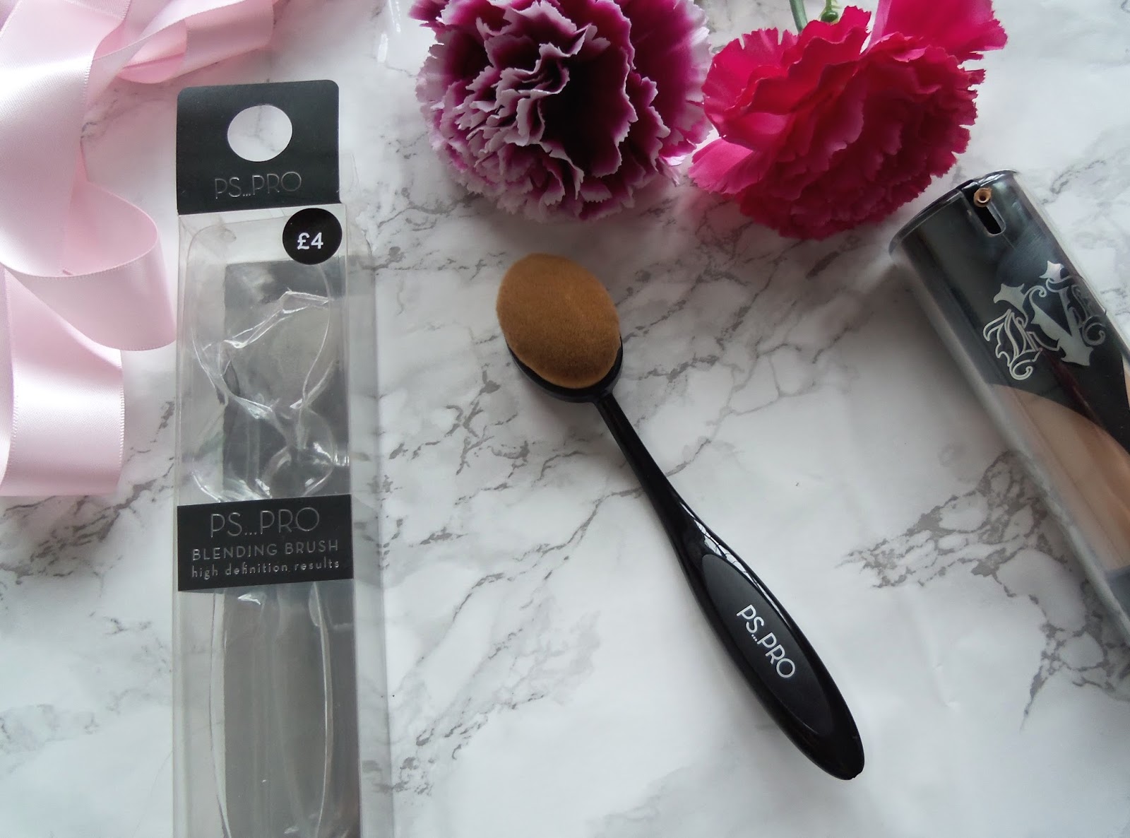 Primark Foundation Brush Artis Oval Brush Dupe Buttons and Bows X