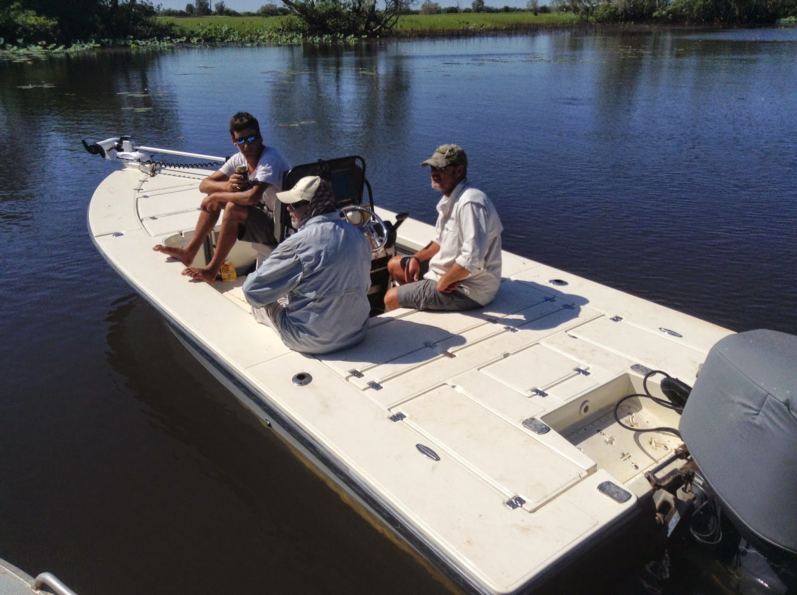 NT Fly Fishers LOVE THOSE FLATS BOATS..HEWES BOAT IS IT??