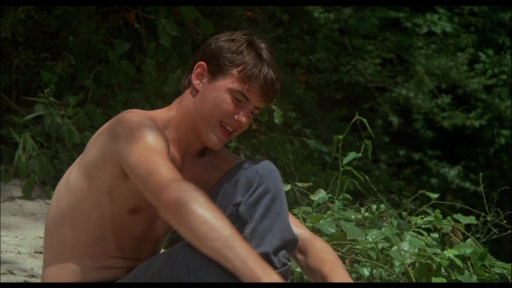 Jason London - Shirtless in "The Man in the Moon" .