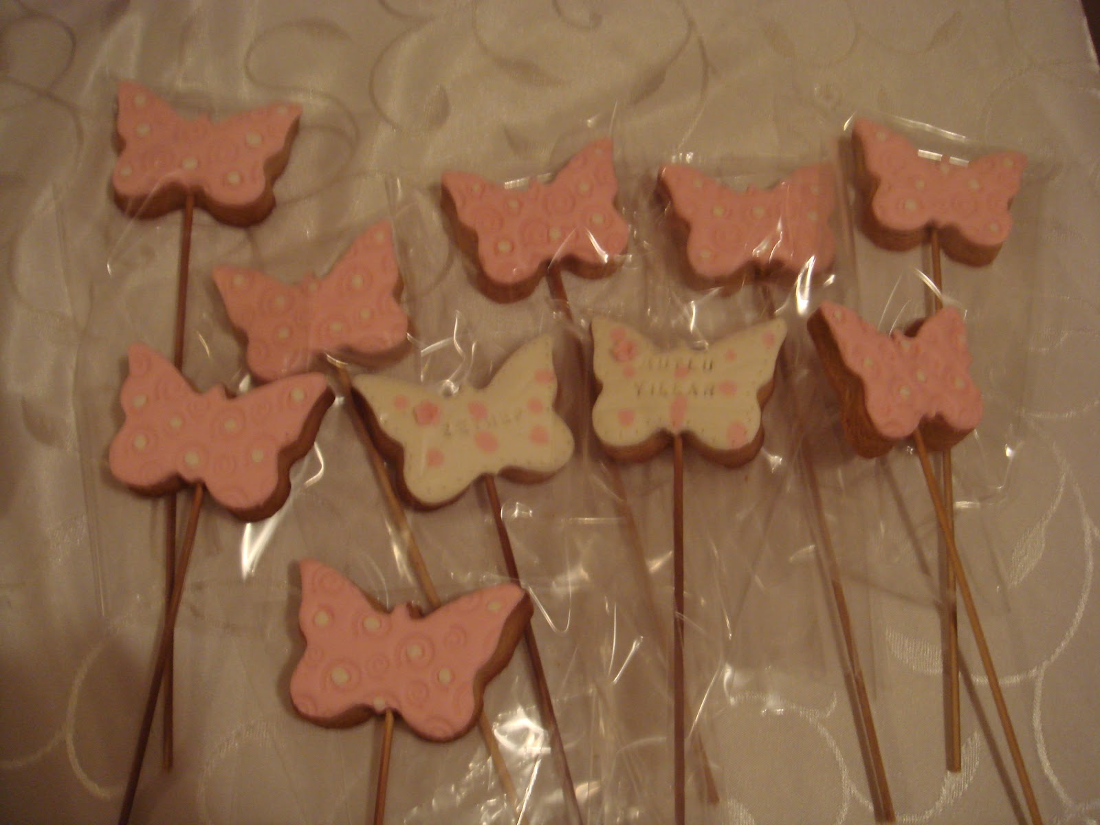 HAYALLERİNİZDEKİ PASTALAR VE KURABİYELER&hellip; Kelebek Kurabiye