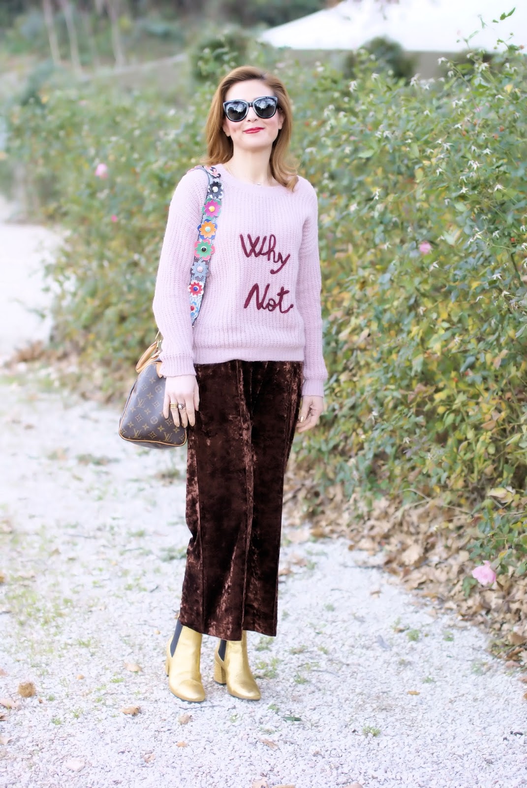 How to wear golden boots, Dixie sweater on Fashion and Cookies fashion blog, fashion blogger style