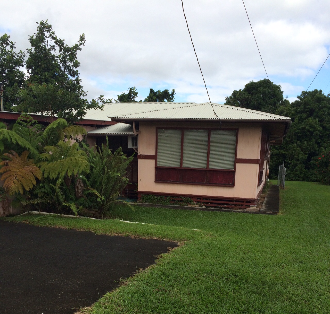 Office at 57 E. Kawailani St., Hilo