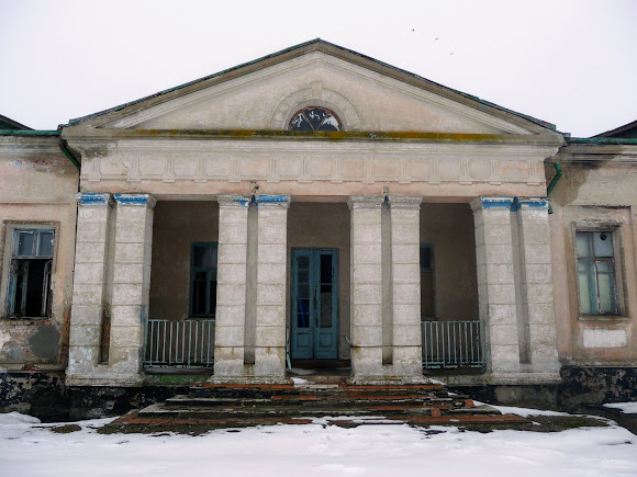 Самарський Свято-Миколаївський монастир. Занедбана будівля