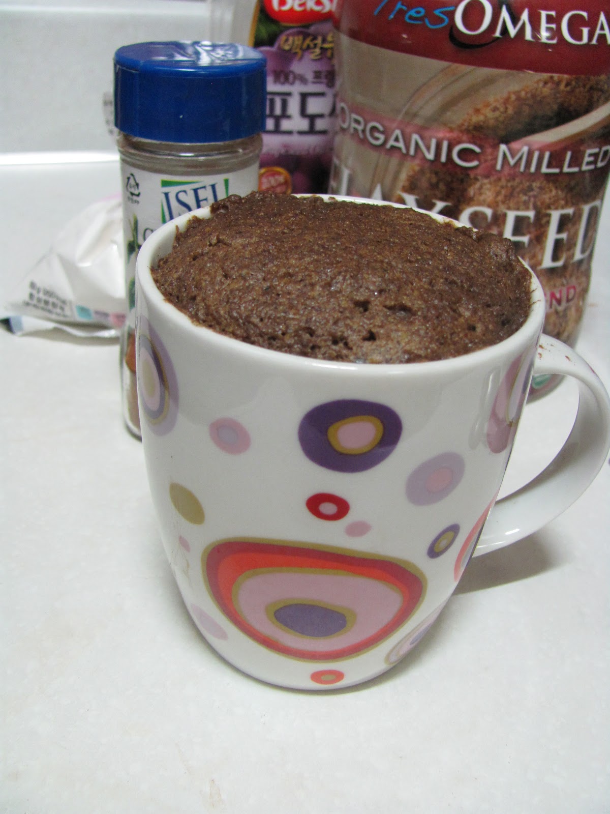 downtoearth 2 minute healthy flaxseed muffin for one (in a coffee mug)