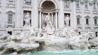 Praças e Fontes de Roma guia turismo portugues fontana trevi - Praças e Fontes de Roma
