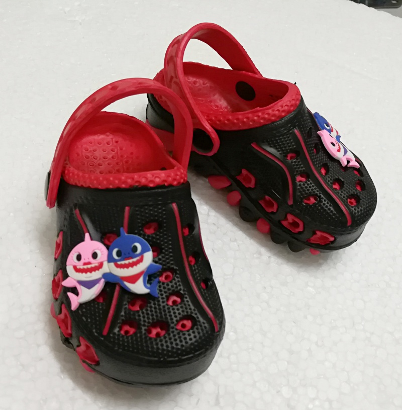 BongBongIdea BABY SHARK SANDALS FOR CHILDREN SIZE 20 TO 29