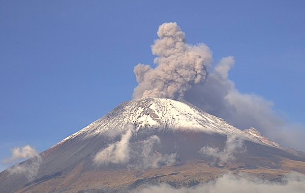 Volcán Popocatépetl registra 11 explosiones en 24 horas Volcán Popocatépetl registra 11 explosiones en 24 horas