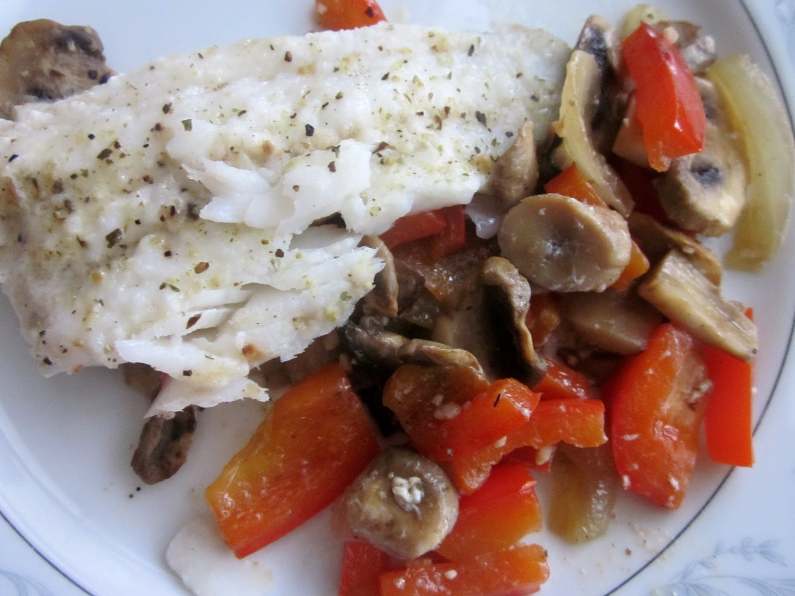 Just a little hungry...: baked cod and veggies