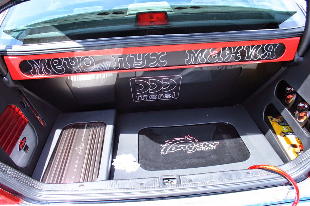Mercedes-Benz_W140_Winni_the_pooh_5.jpg