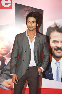 Actor shahid kapoor @ HTCafe Red Carpet