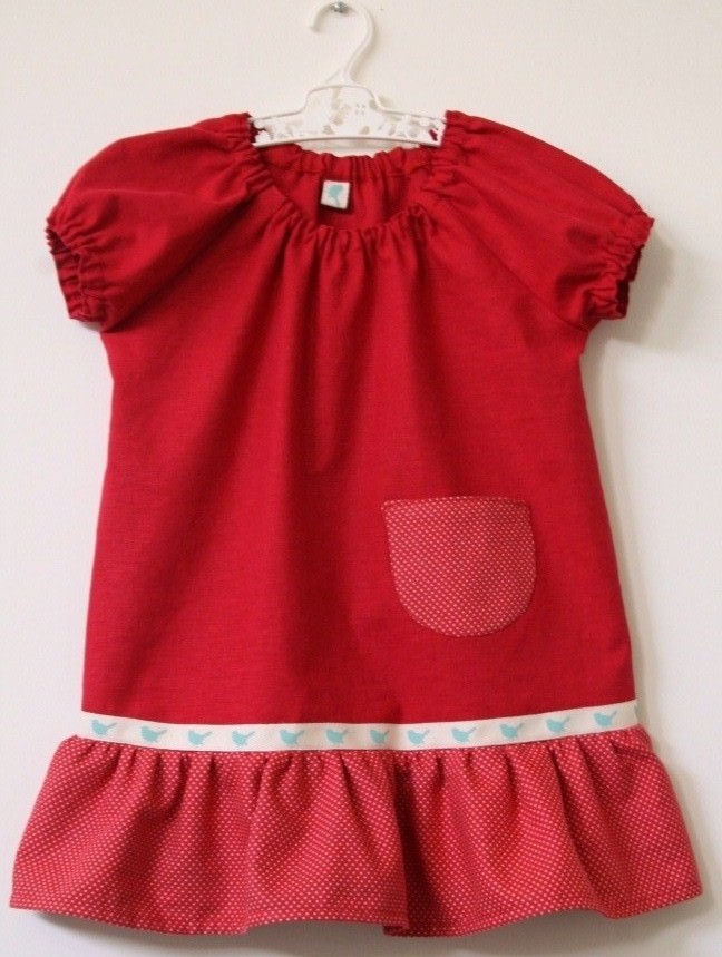 little red dresses: Kwik Sew 3665 & New Look 6960 | lower your presser foot