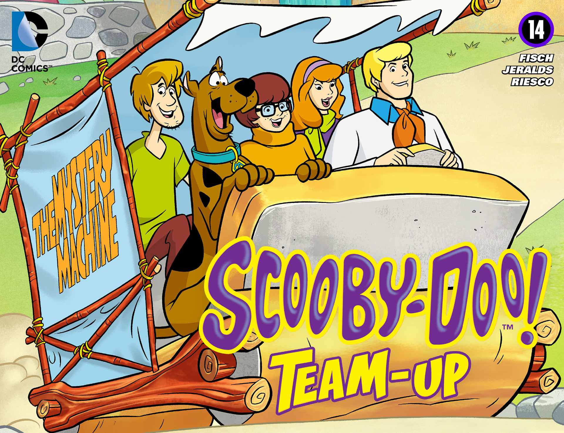 Scooby-Doo! Team-Up issue 14 - Page 1