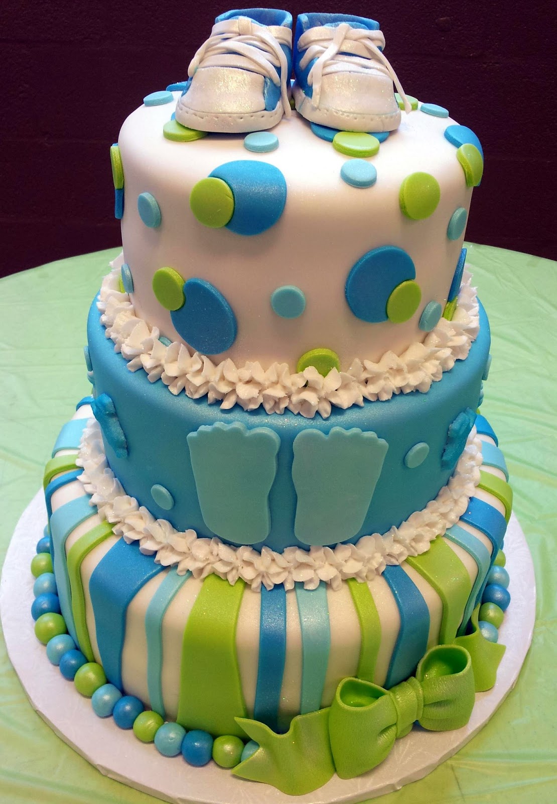 MyMoniCakes Blue Converse Shoes Baby shower cake