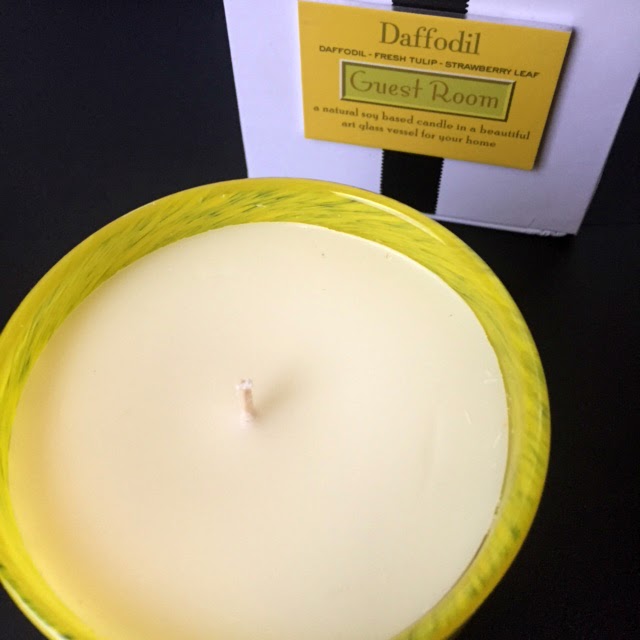 LAFCO New York Daffodil Guest Room Candle, Sea & Dune Reparative Hand