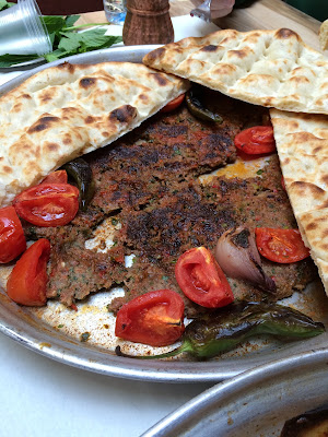 Tepsi Kebabı Tepsi Kebabı