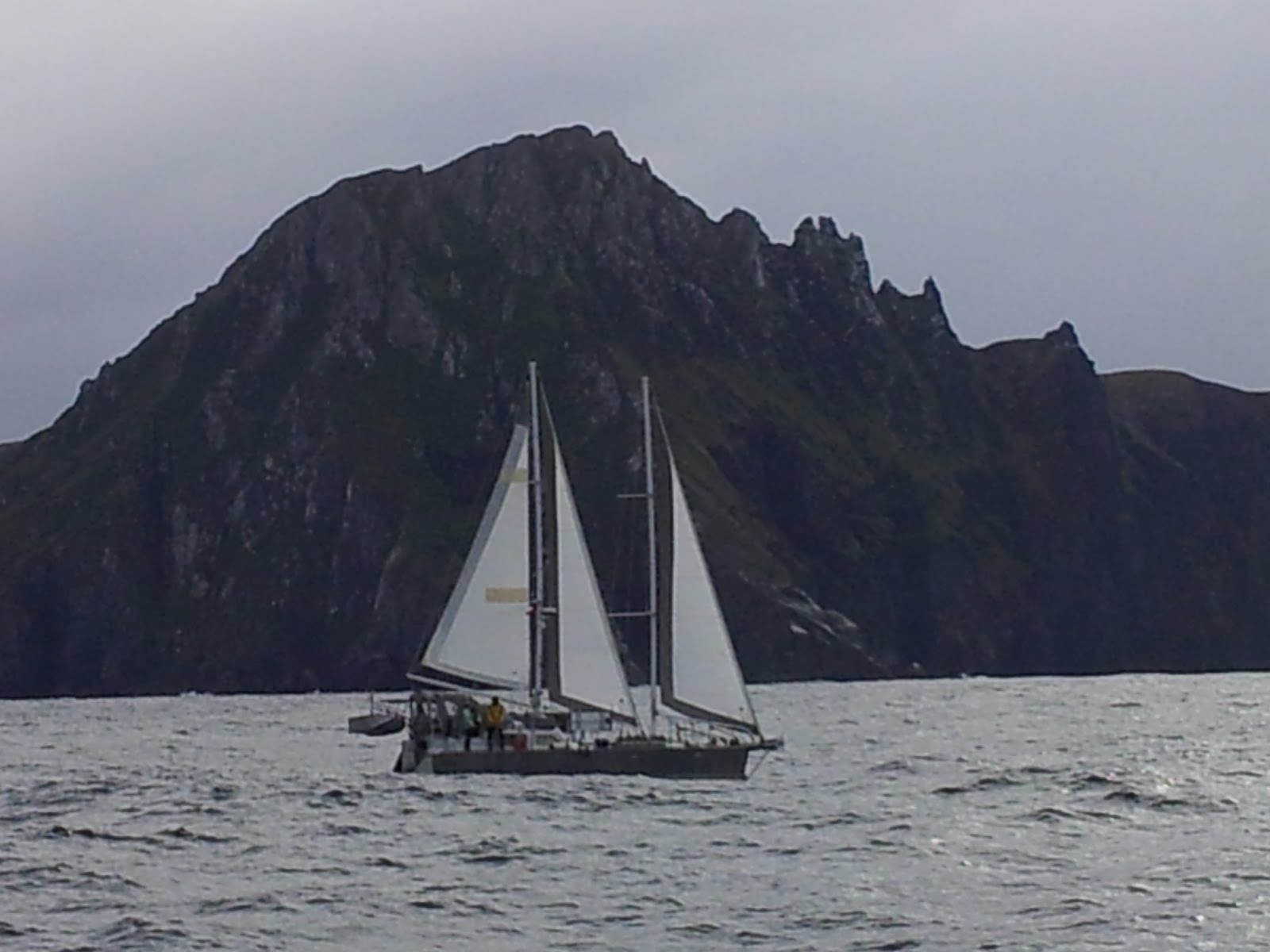 Sailing Aboard Schooner Motu Cape Horn to Port