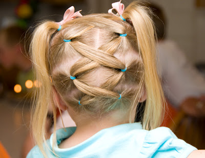 ayse gencer memis kiz cocuklarina