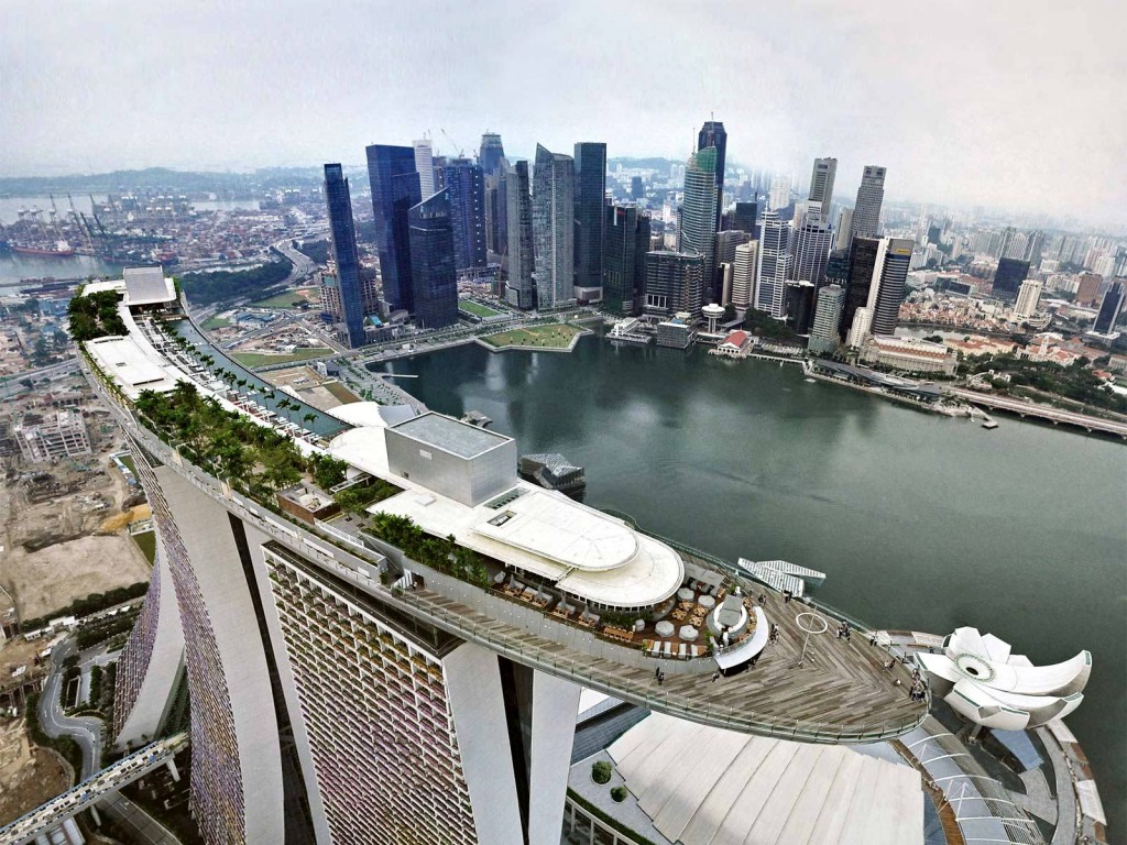 Passion For Luxury : Marina Bay Sands Hotel in Singapore