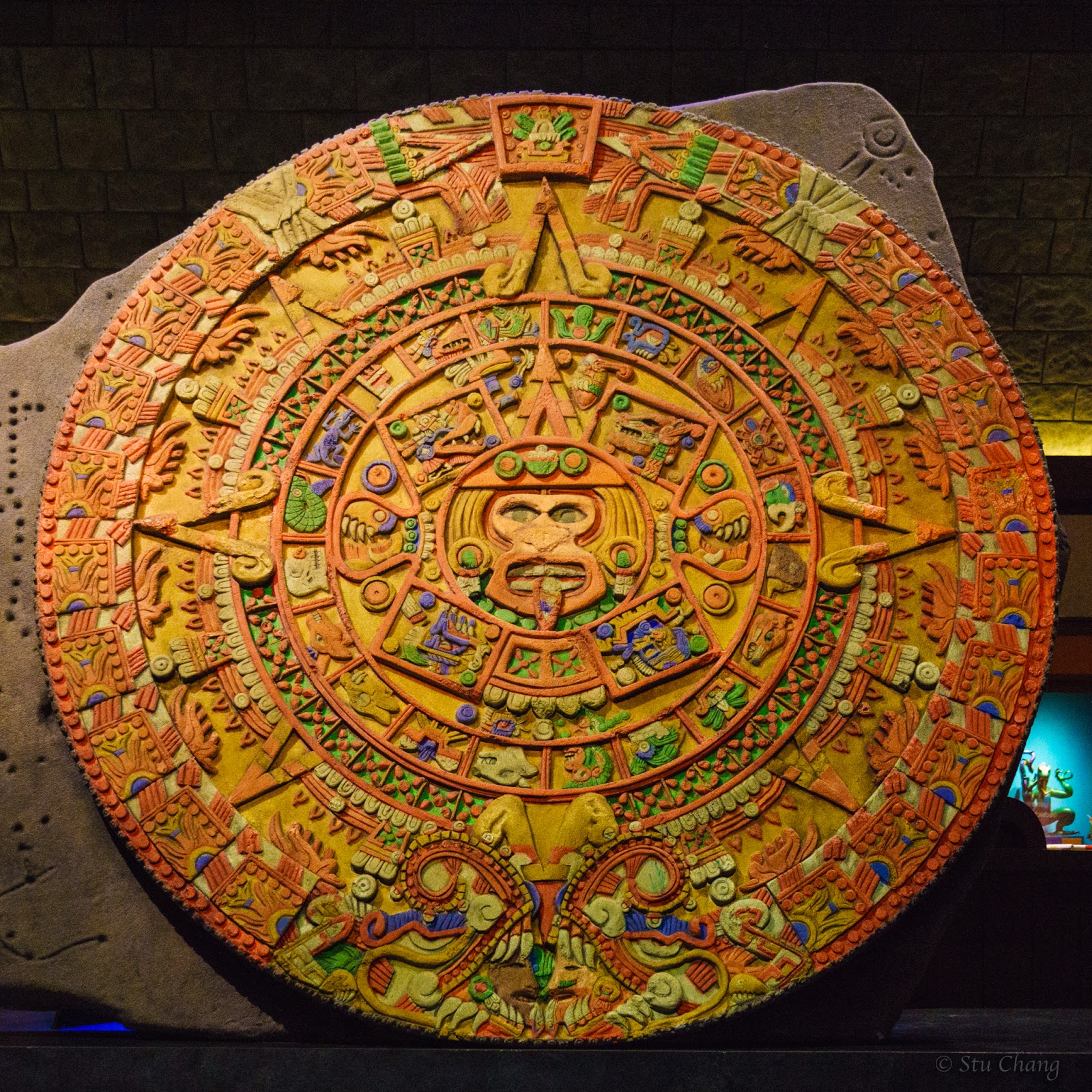 камень солнца ацтеков. солнечный камень древних ацтеков. камень солнца мексика. камень солнца мексика. солнечный календарь ацтеков.