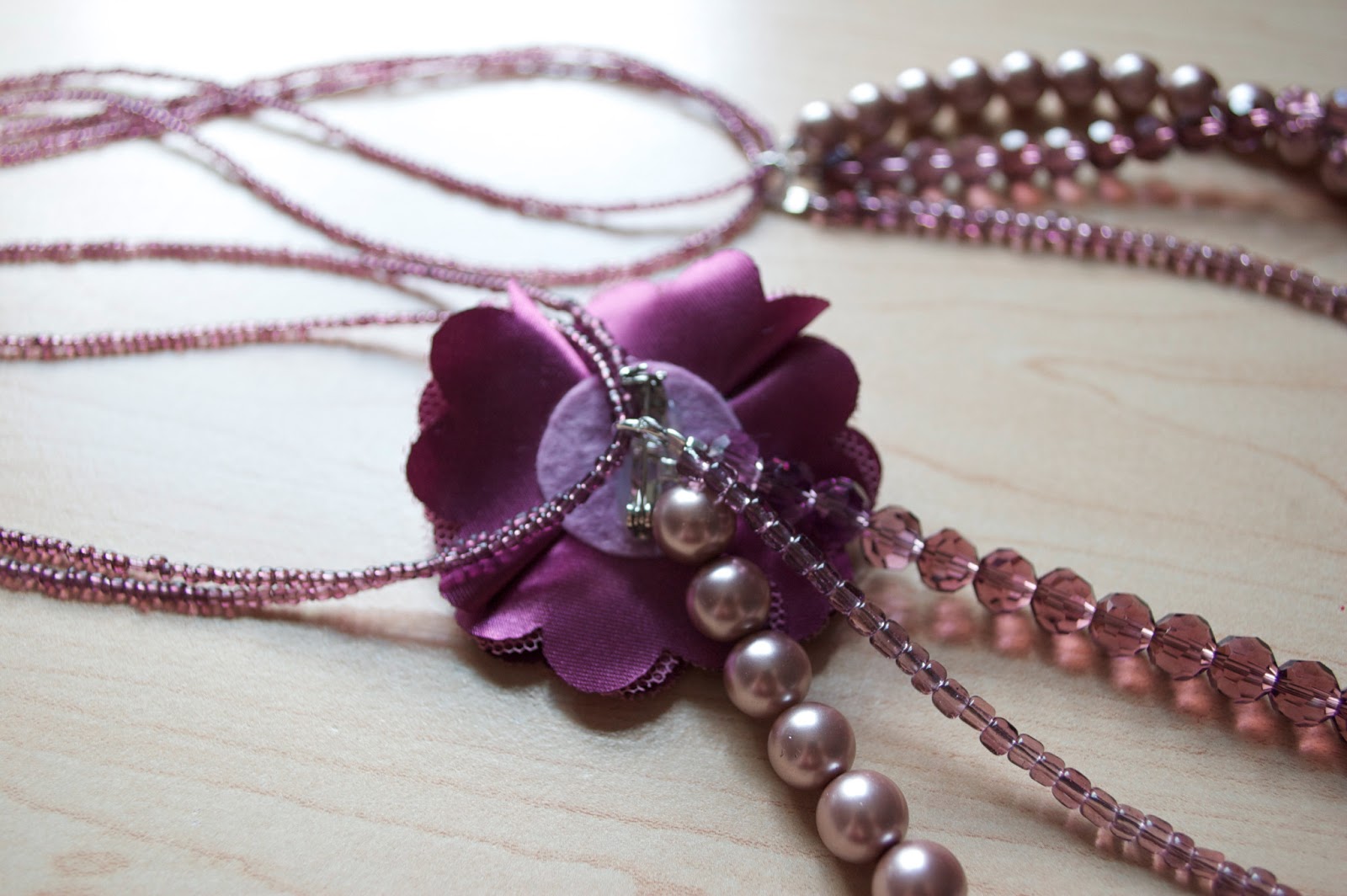 DIY Accent Flower Necklace with The Sunshine Shoppe - My Girlish Whims