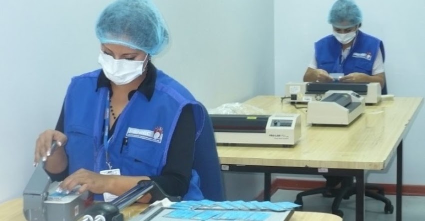 RENIEC instala fábrica para elaboración de DNI en Tarapoto en la región San Martín - www.reniec.gob.pe RENIEC instala fábrica para elaboración de DNI en Tarapoto en la región San Martín - www.reniec.gob.pe
