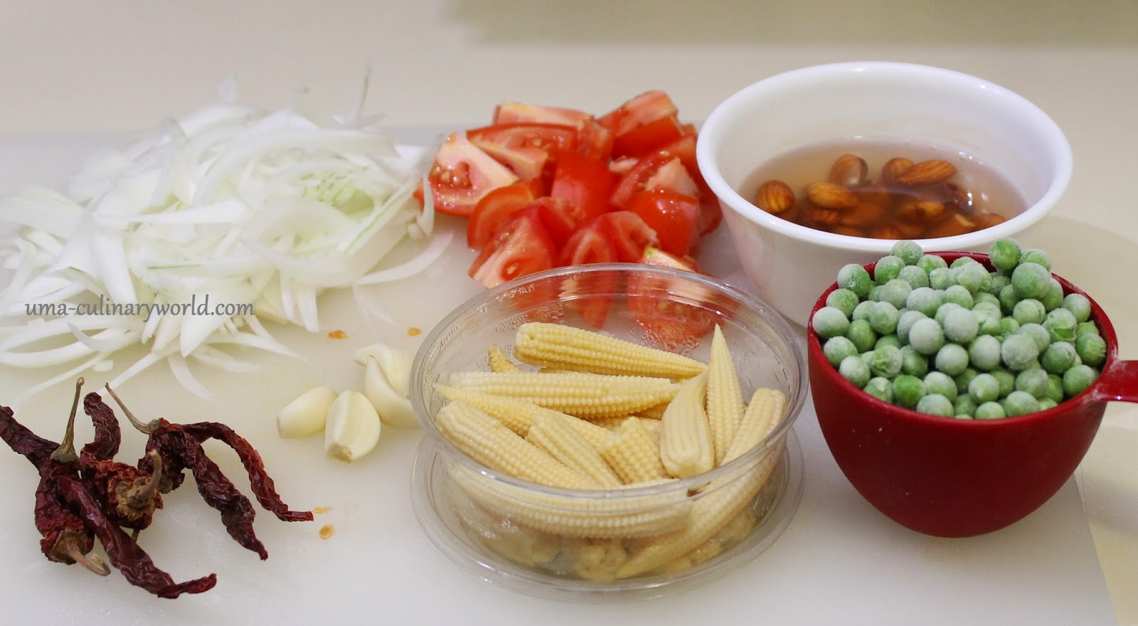 Baby Corn and Green Peas Masala