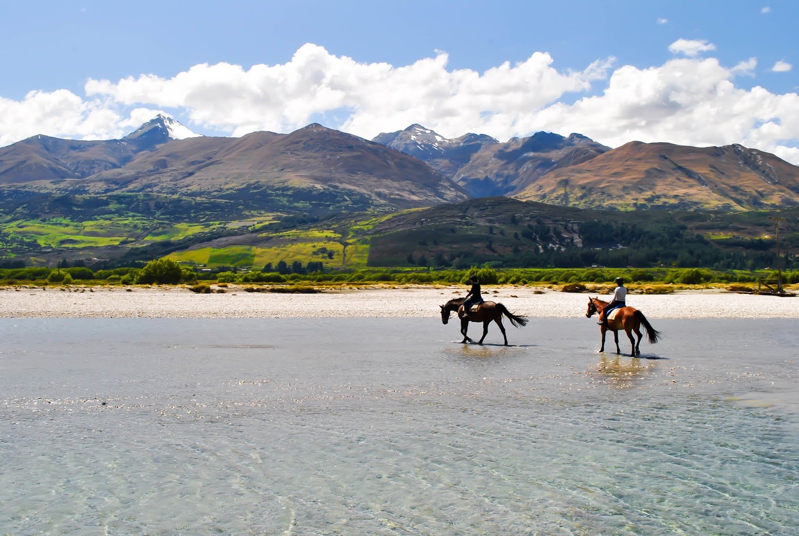 Things to do in Queenstown New Zealand : Lord of the Rings Horse Ride