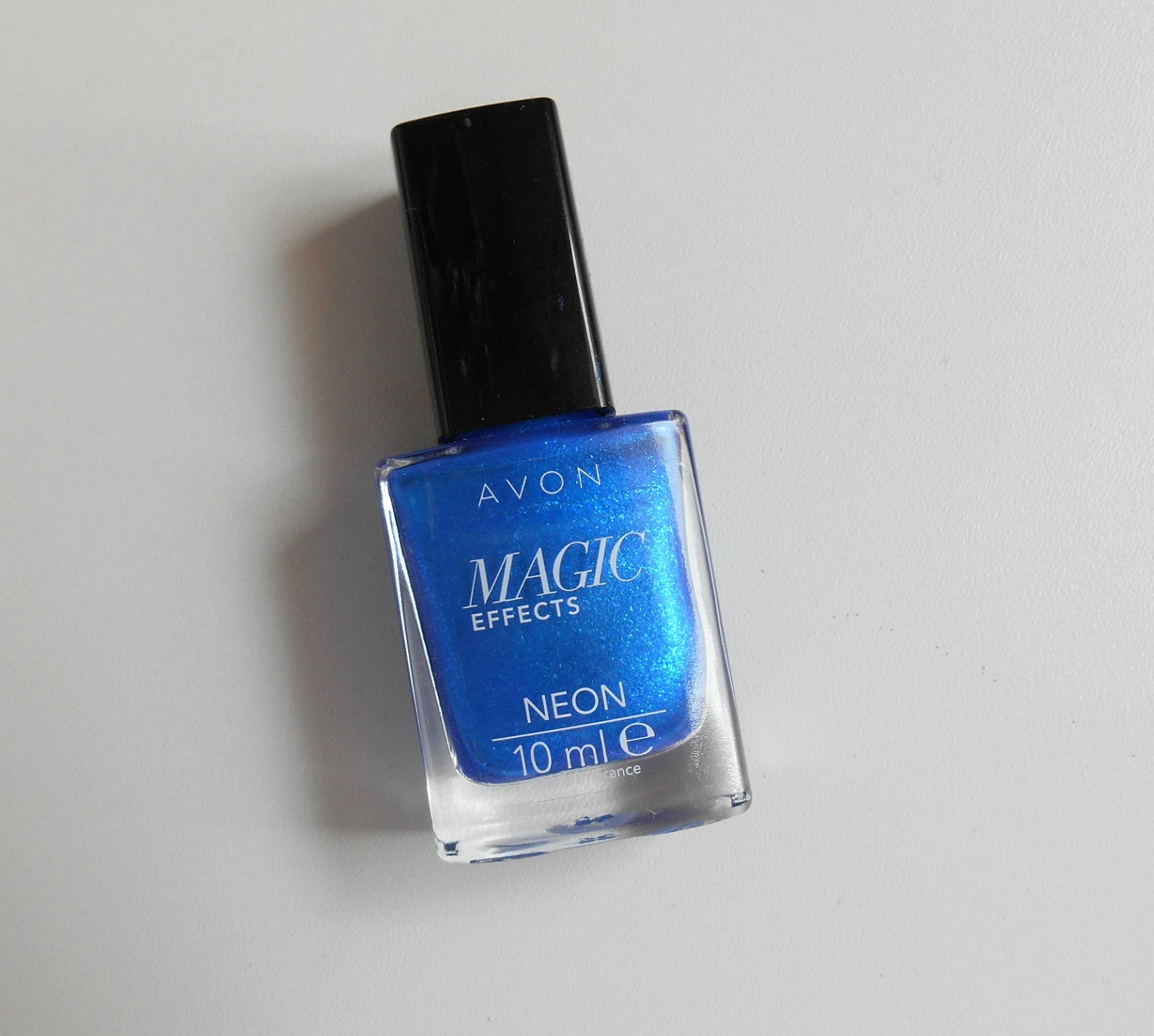 melaecannella Avon Magic Effects NEON Electric Blue