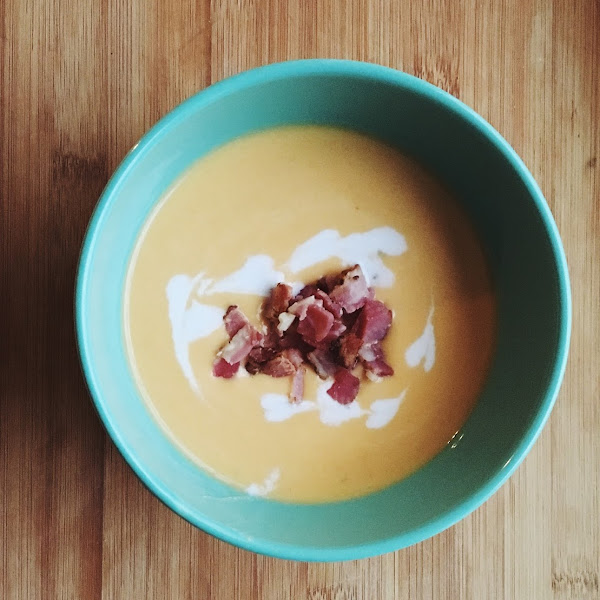 Kreemine kõrvitsapüreesupp (ingveri ja peekoniga)