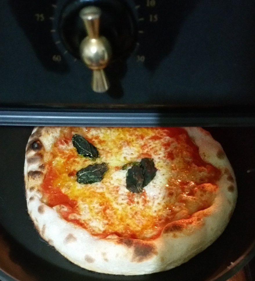 Pani Quotidiani: Una pizza in padella (e grill)