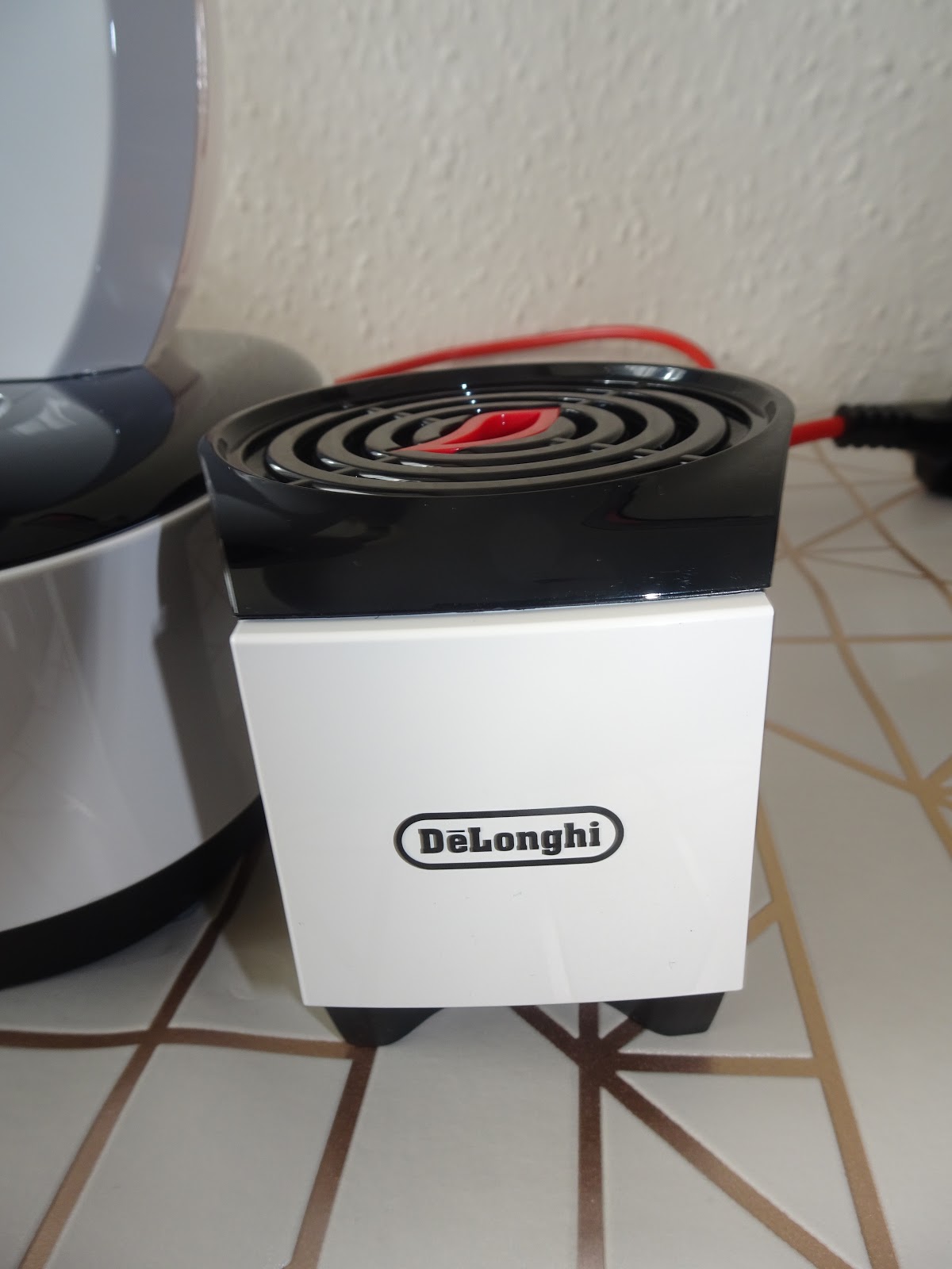 Best hot and cold coffee machine for the home. MissLJBeauty