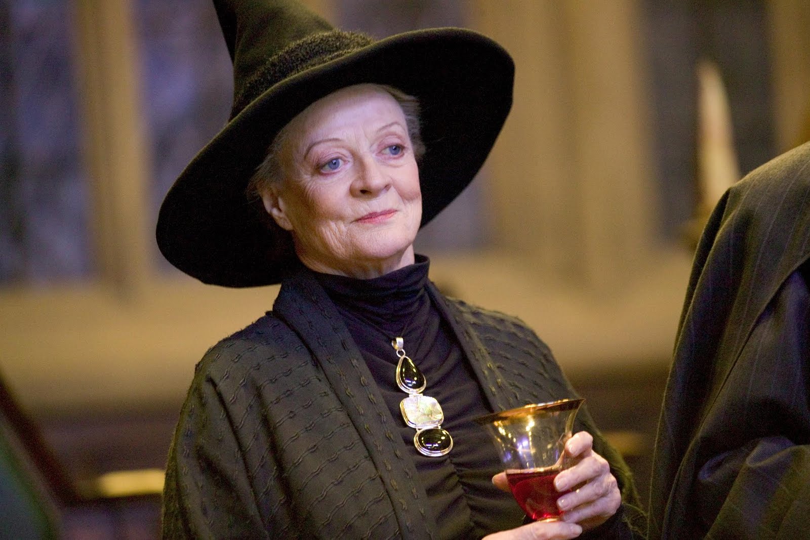 Pictures of Famous Actresses: Maggie Smith1600 x 1067
