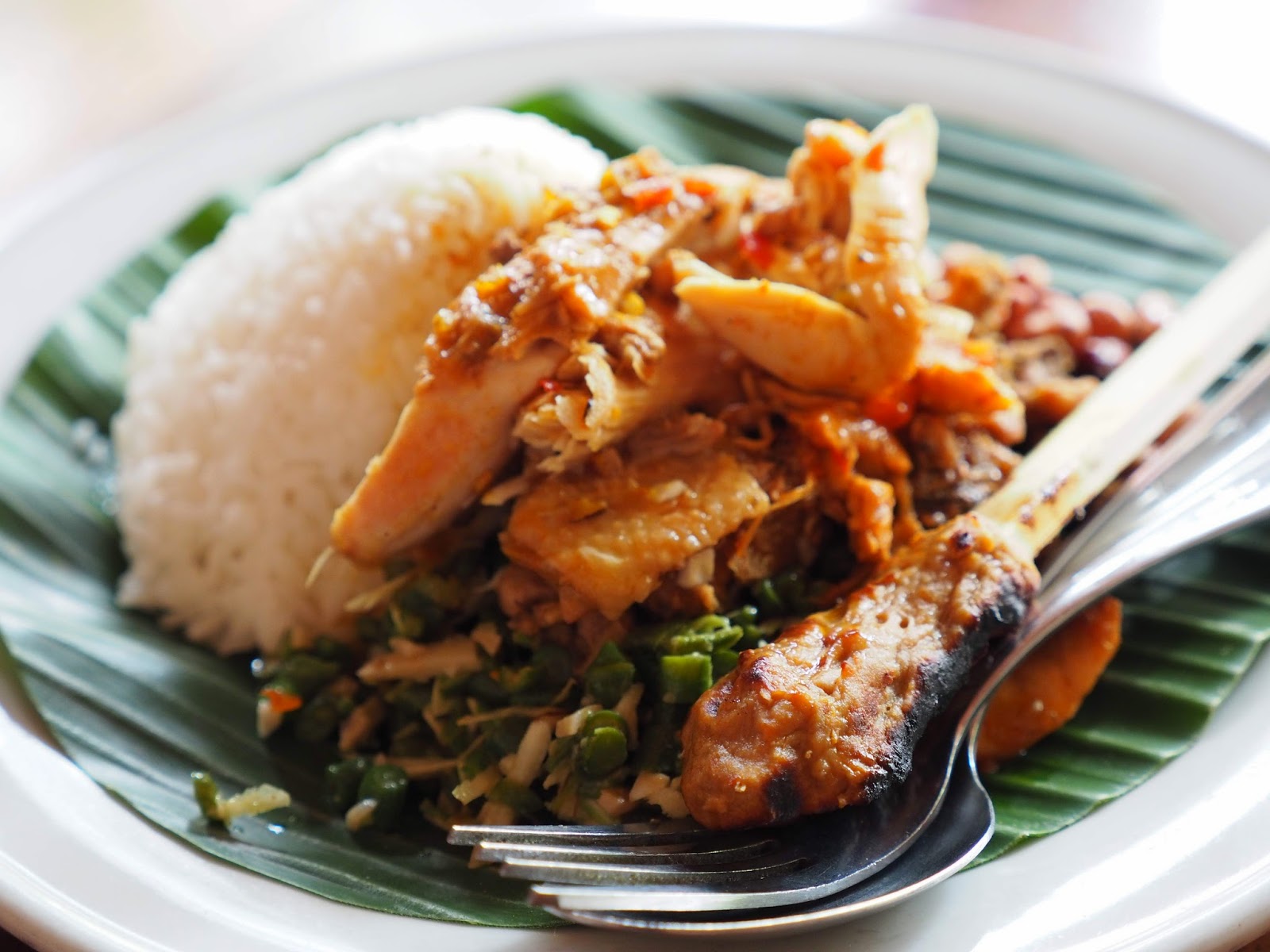 Nasi Ayam Kedewatan Ibu Mangku - Wisata Kuliner Indonesia