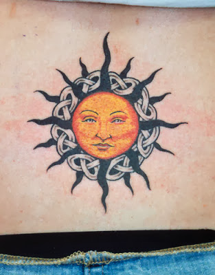 Fotos de Tatuagens Femininas de Sol