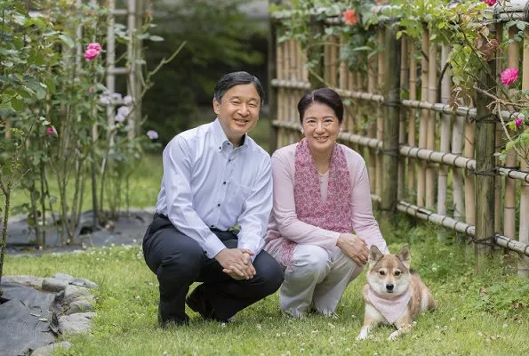 Imperial Household released new photos of Crown Prince Naruhito and Crown Princes Masako on the occasion of their 25th wedding anniversary.