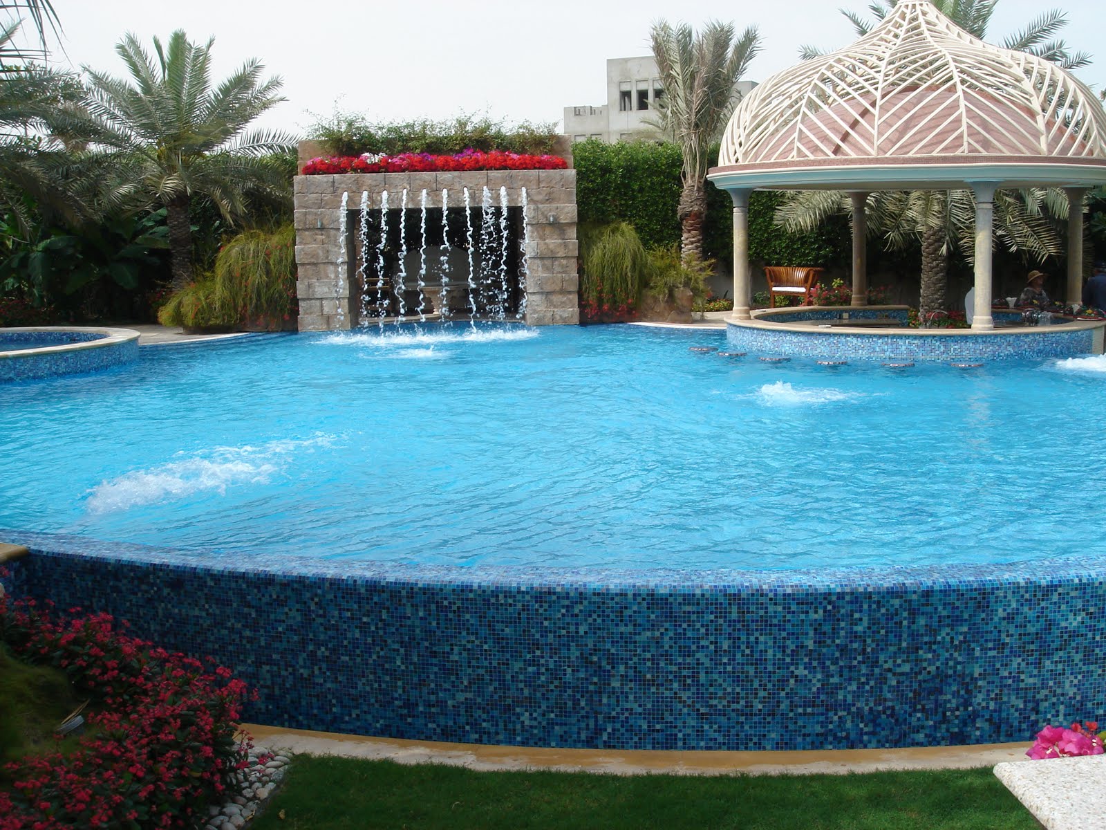 The Next Chapter, Doha, Qatar Doha Garden Tour Residence 5